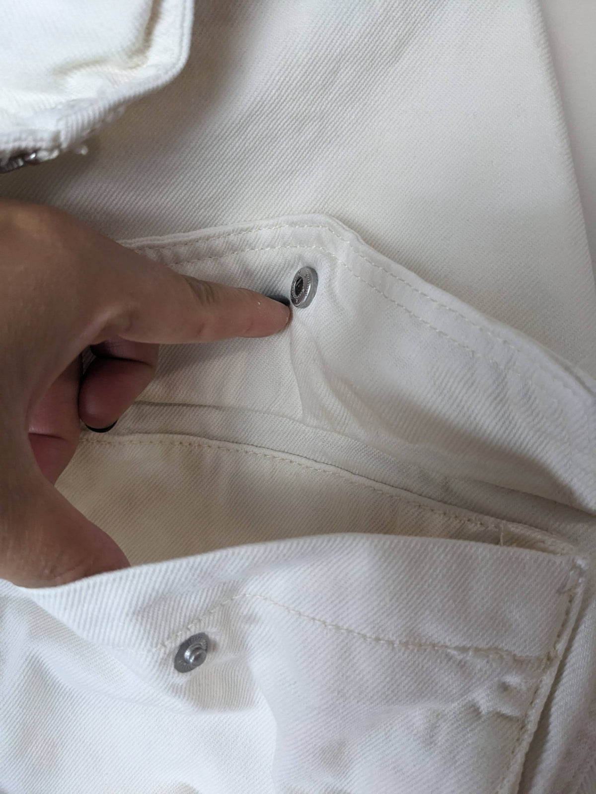 GARAGE White Crop Denim Jacket - L