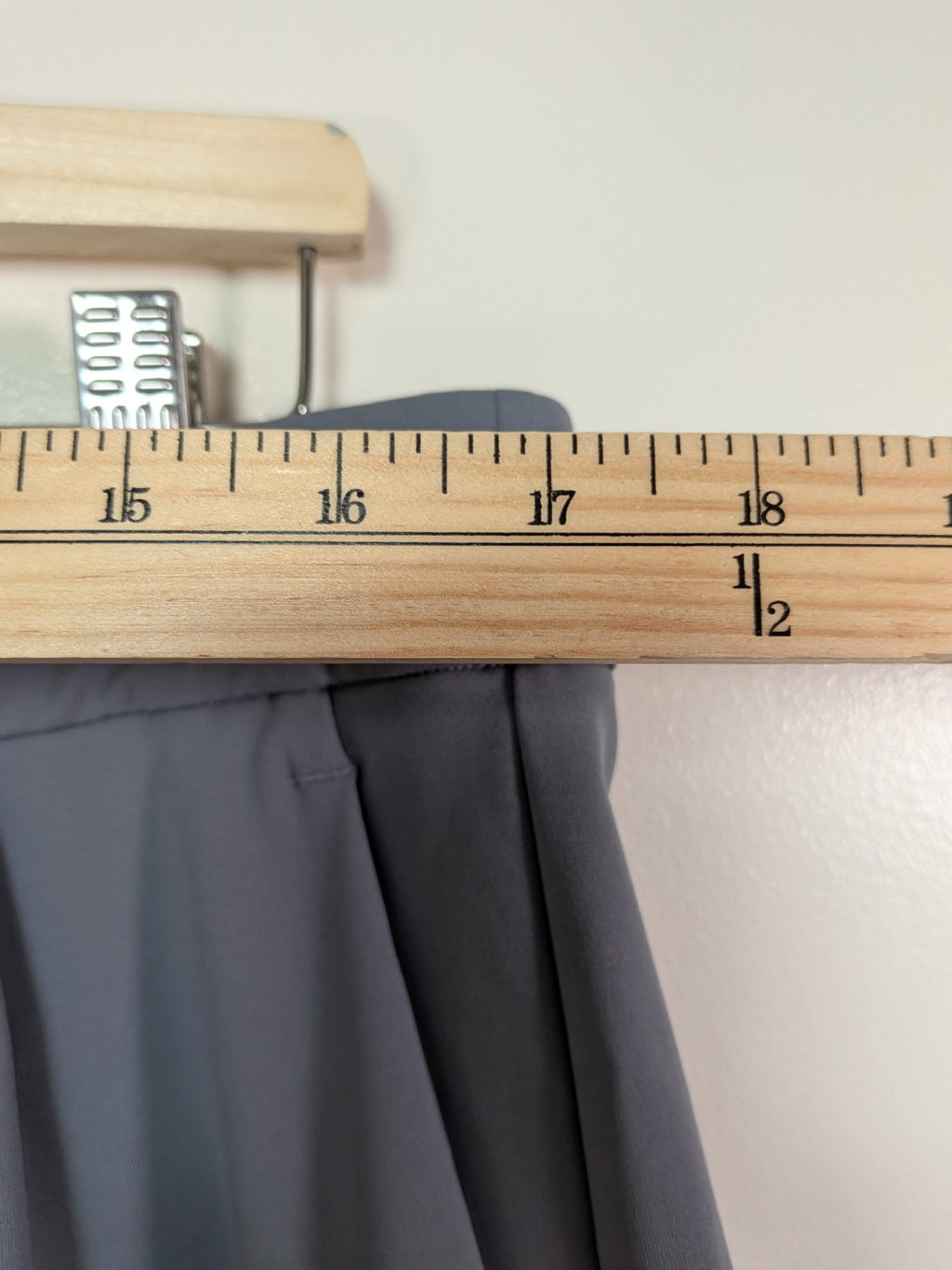 Lululemon grey shorts - XL