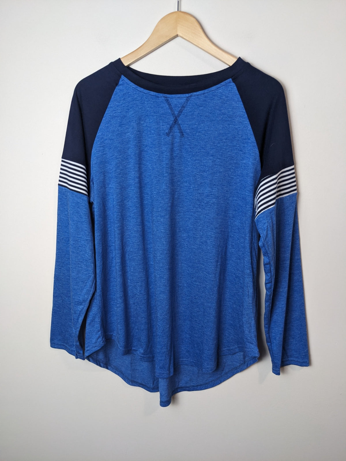 Baseball Style Long Sleeve - L