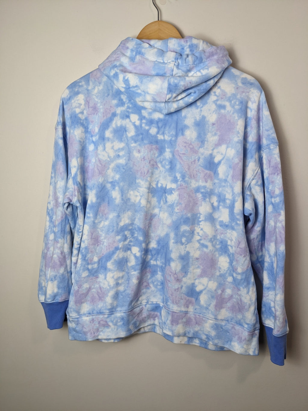Bench. Tye Dye Blue Hoodie - XL