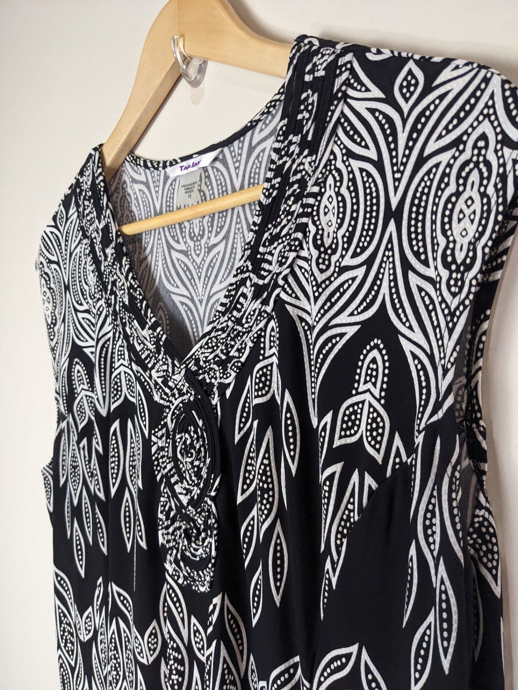 Tanjay Black & White Patterned Maxi Dress - 18