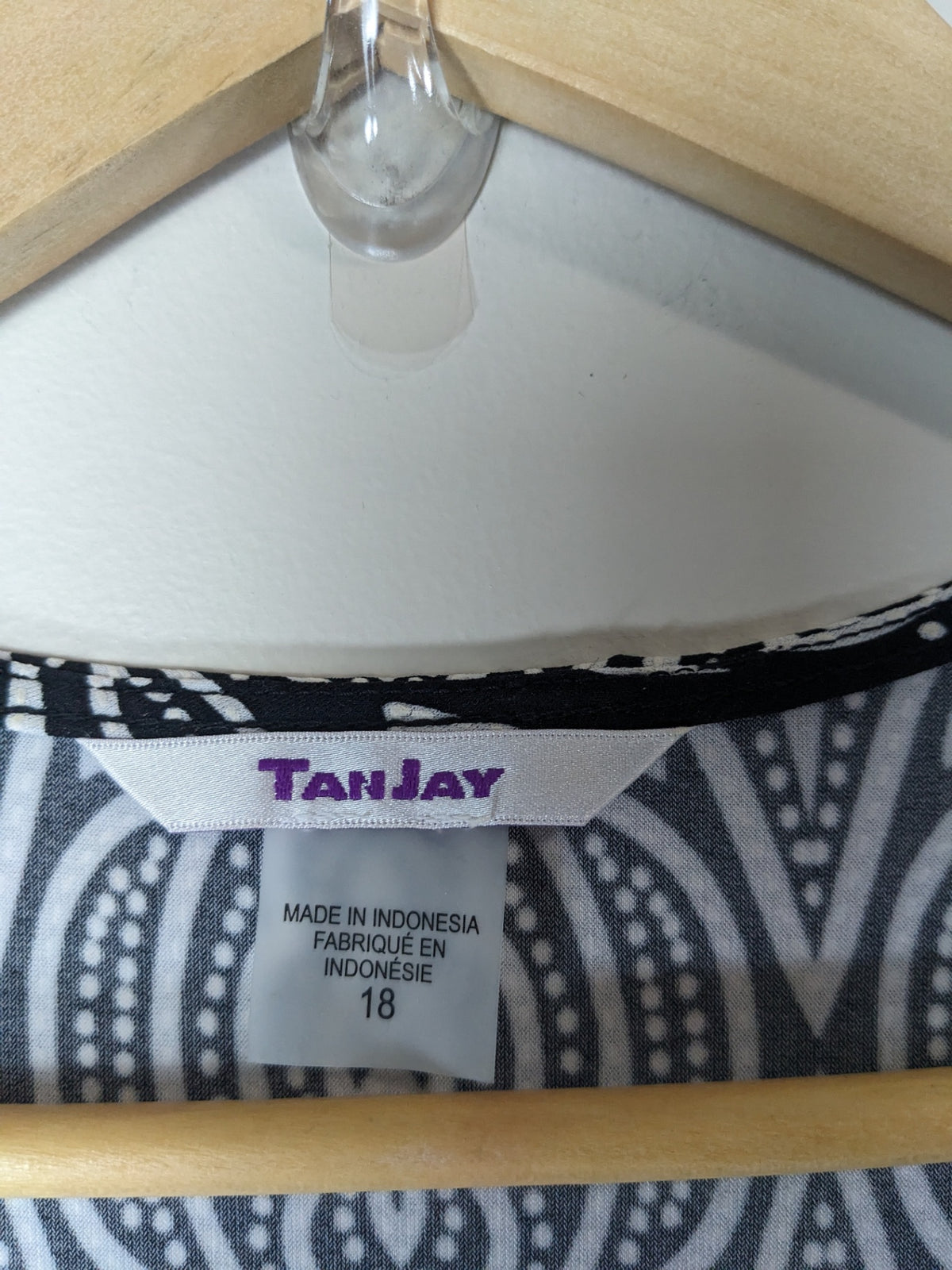 Tanjay Black & White Patterned Maxi Dress - 18