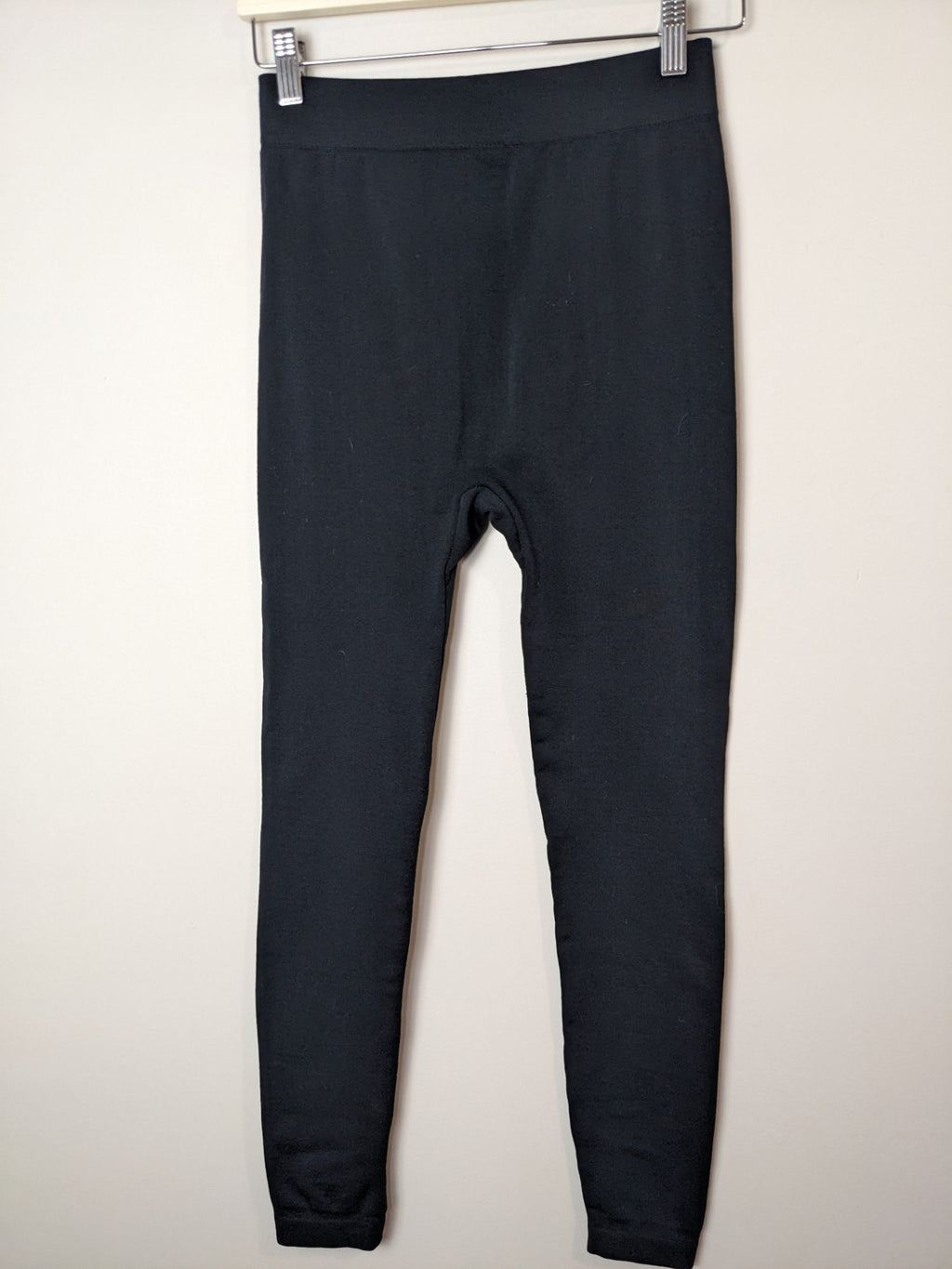 YELETE Black Leggings - One Size