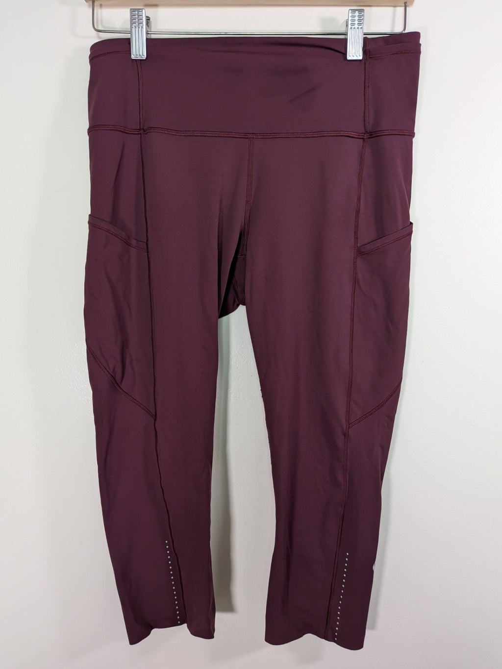 Lululemon dark plum crop legging - 8