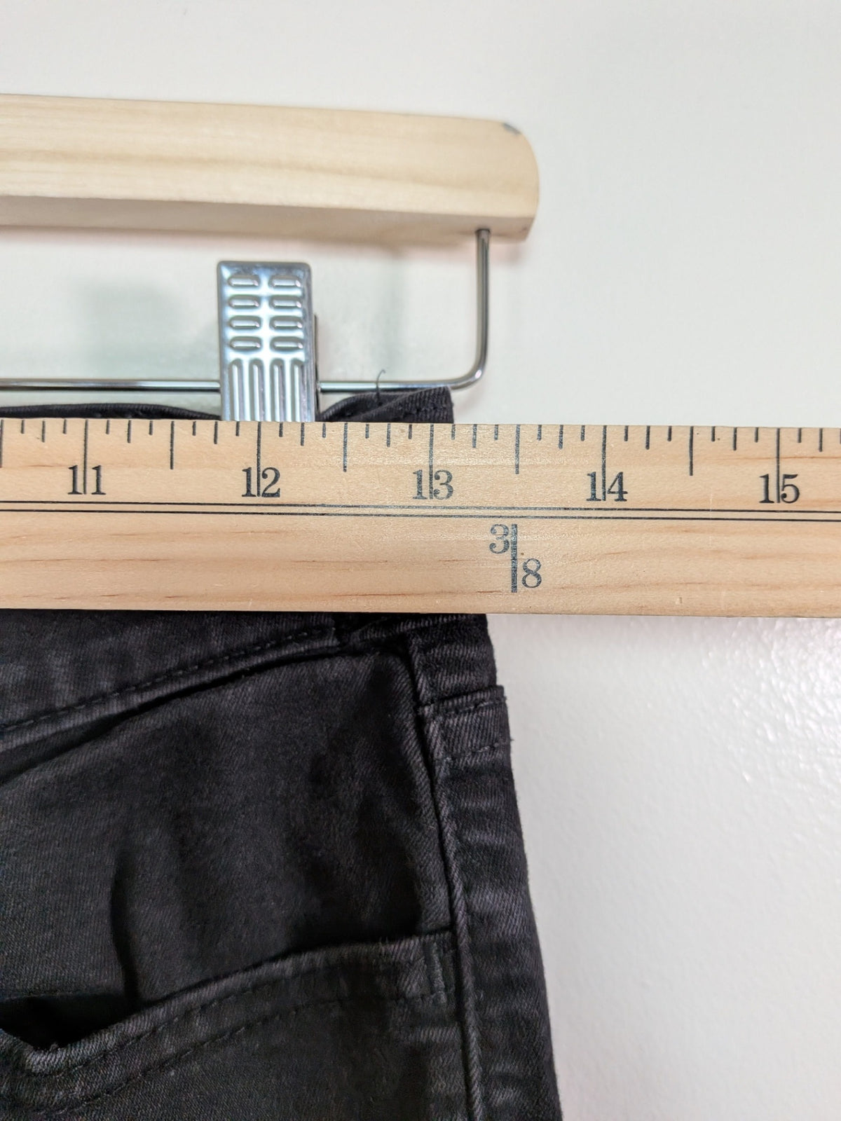 Levi's black super skinny - 27
