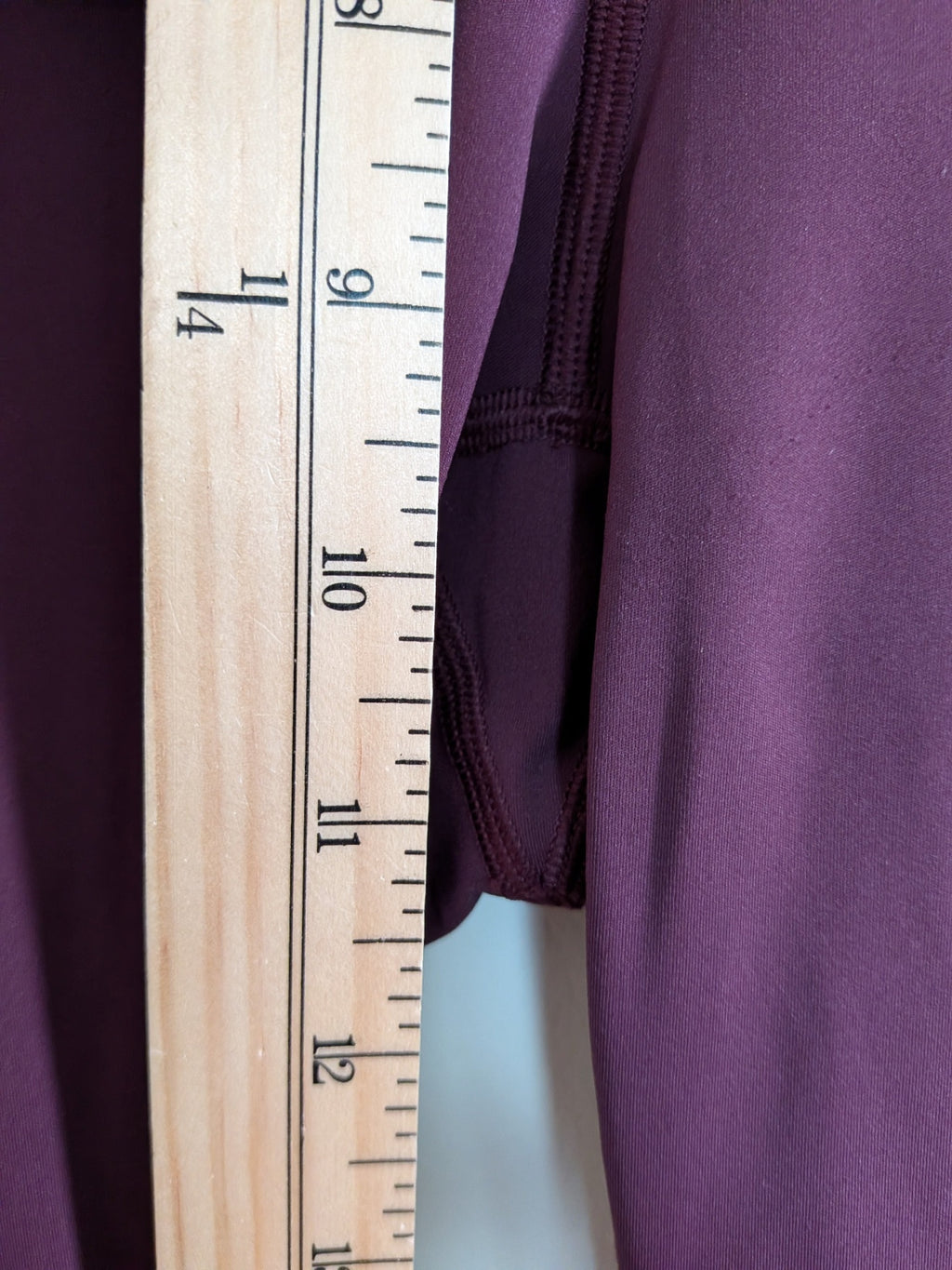Lululemon dark plum crop legging - 8