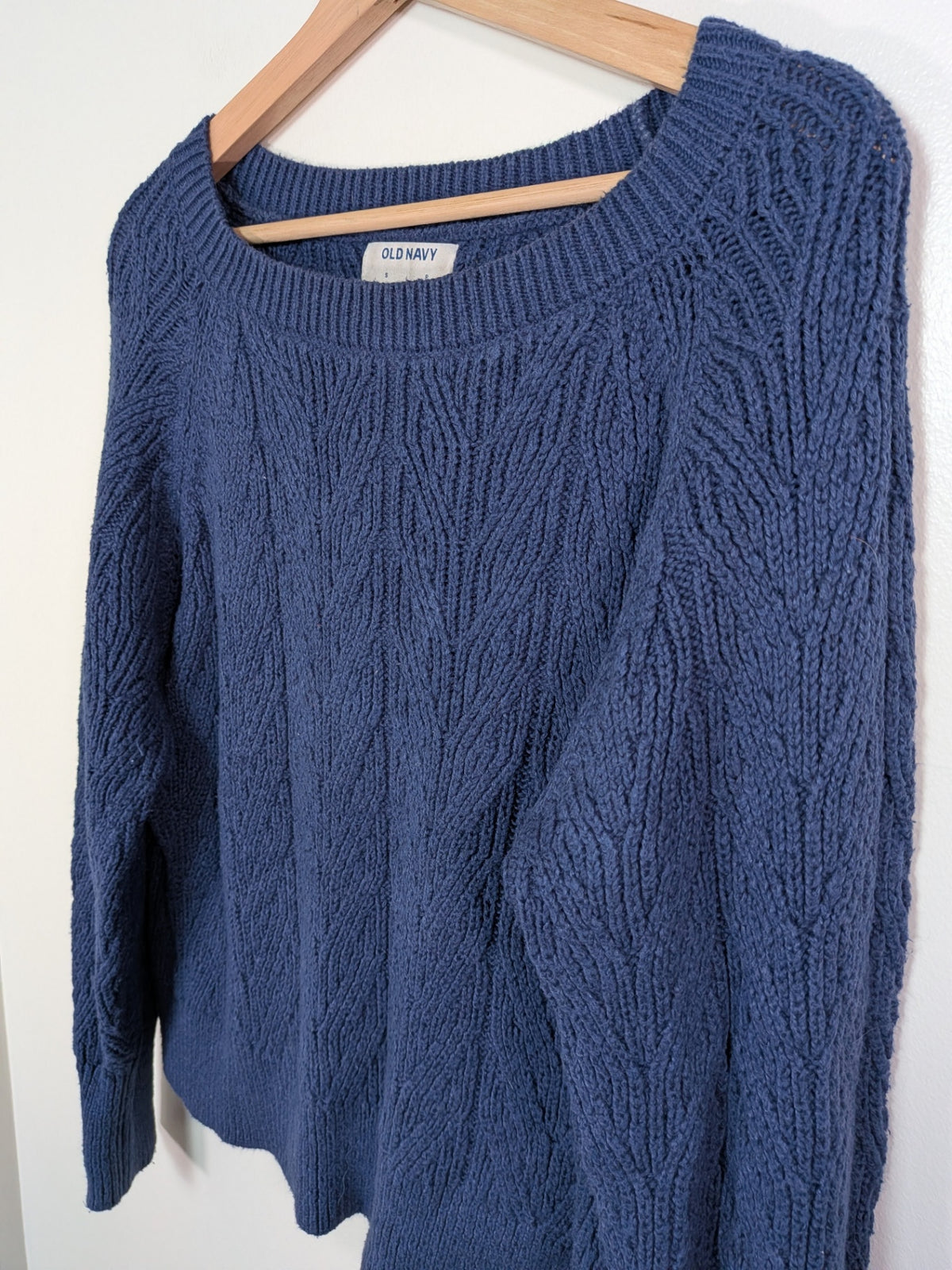 Old Navy blue sweater - S
