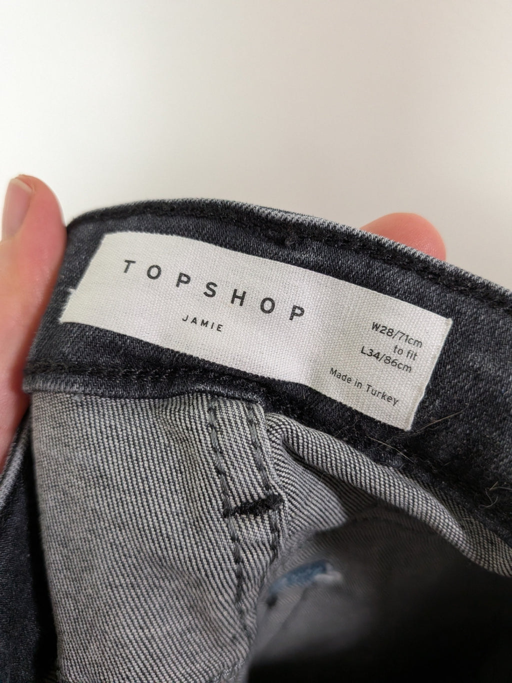 Topshop grey distressed skinny - 28