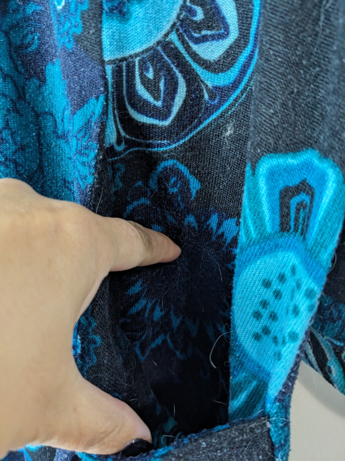 Papillon Black w/ Blue Design Long Sleeve Tunic - L