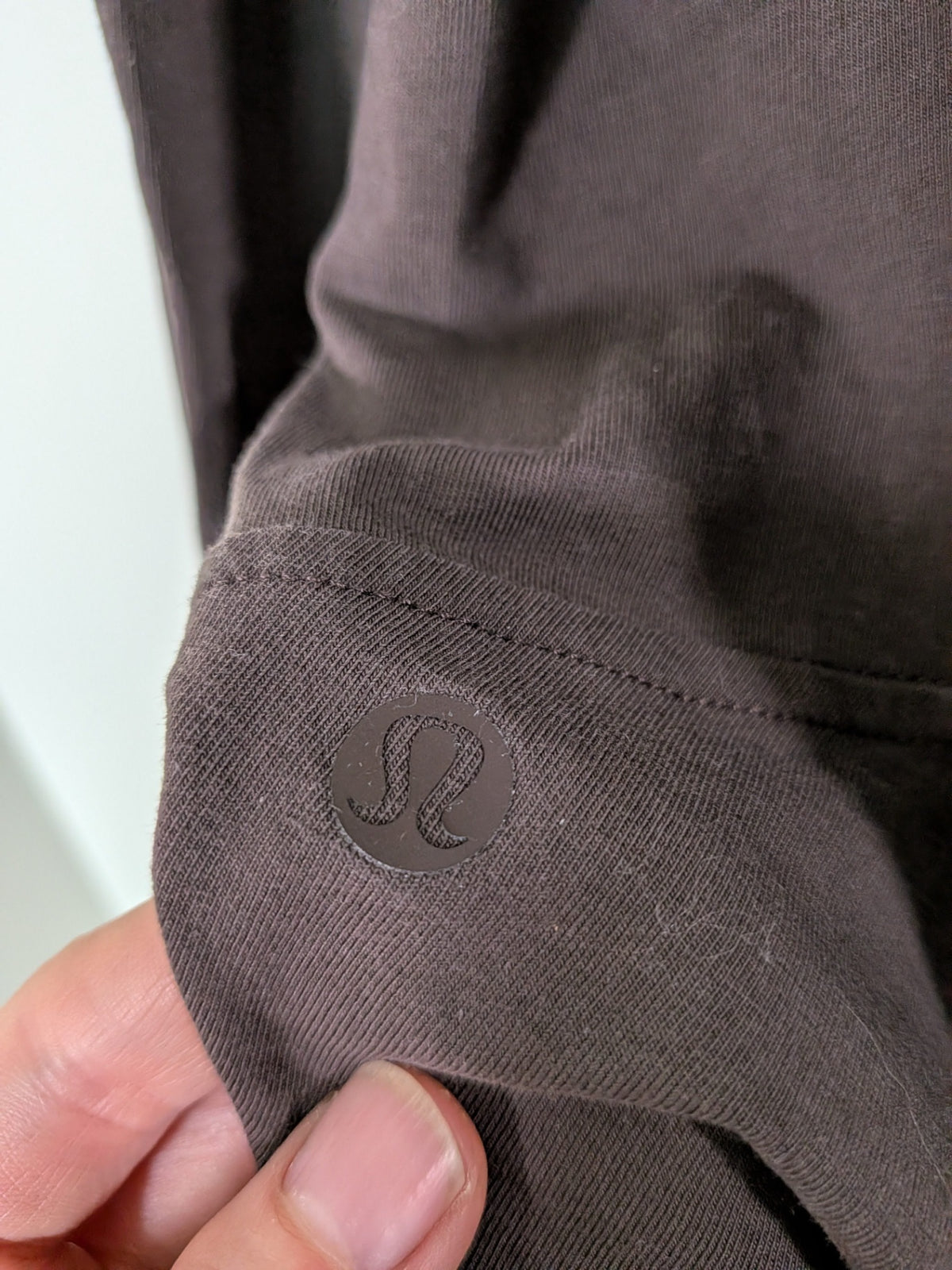 Lululemon brown long-sleeve - Appears L