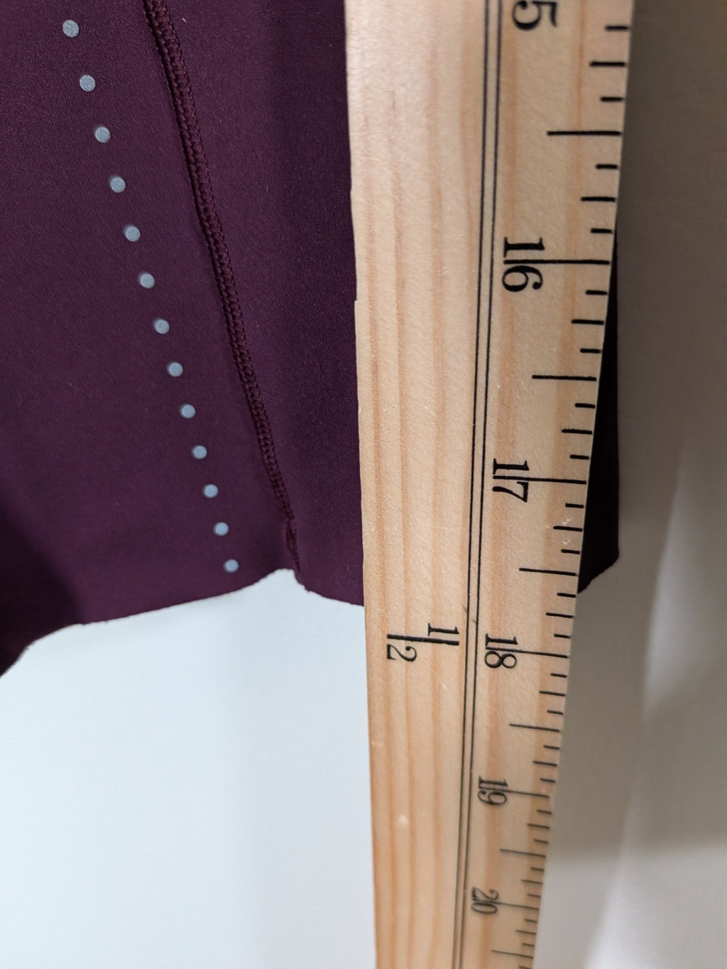 Lululemon dark plum crop legging - 8