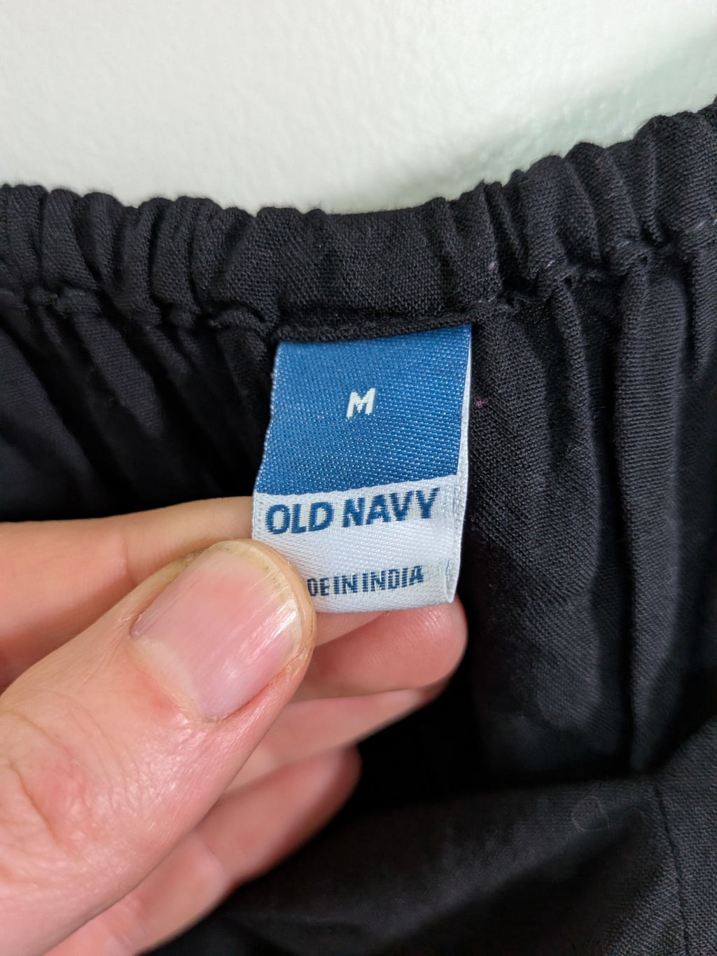 Old Navy black maxi dress - M