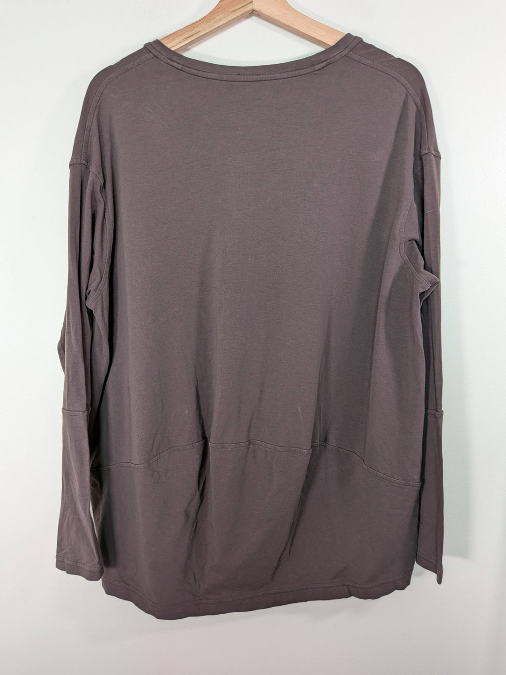 Lululemon brown long-sleeve - Appears L