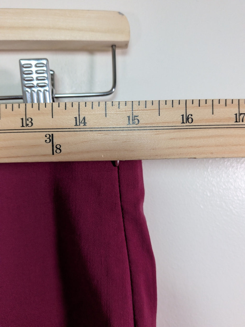 Ricki's dark fuchsia pant - M