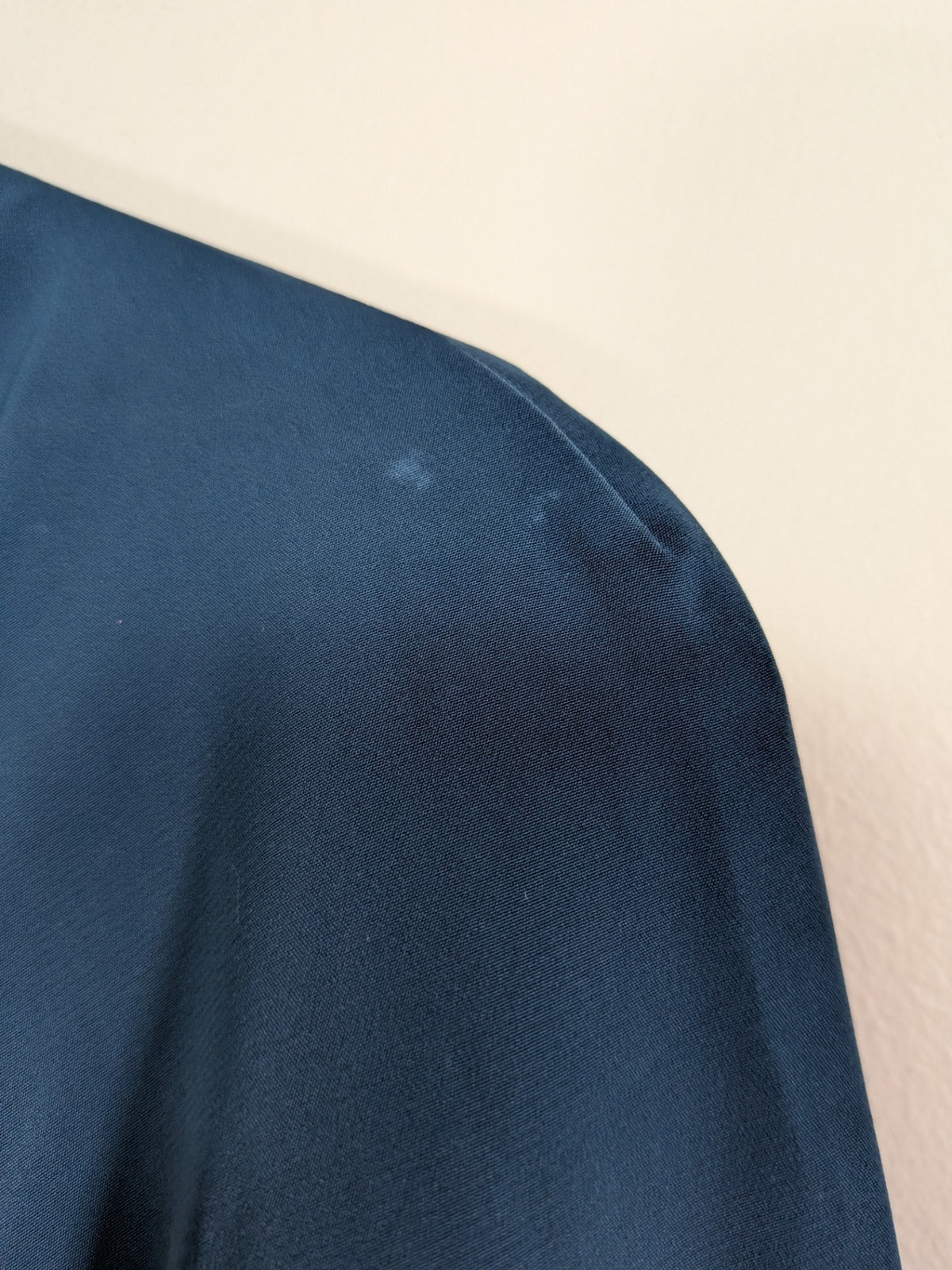RW&Co. blue long-sleeve blouse  -M