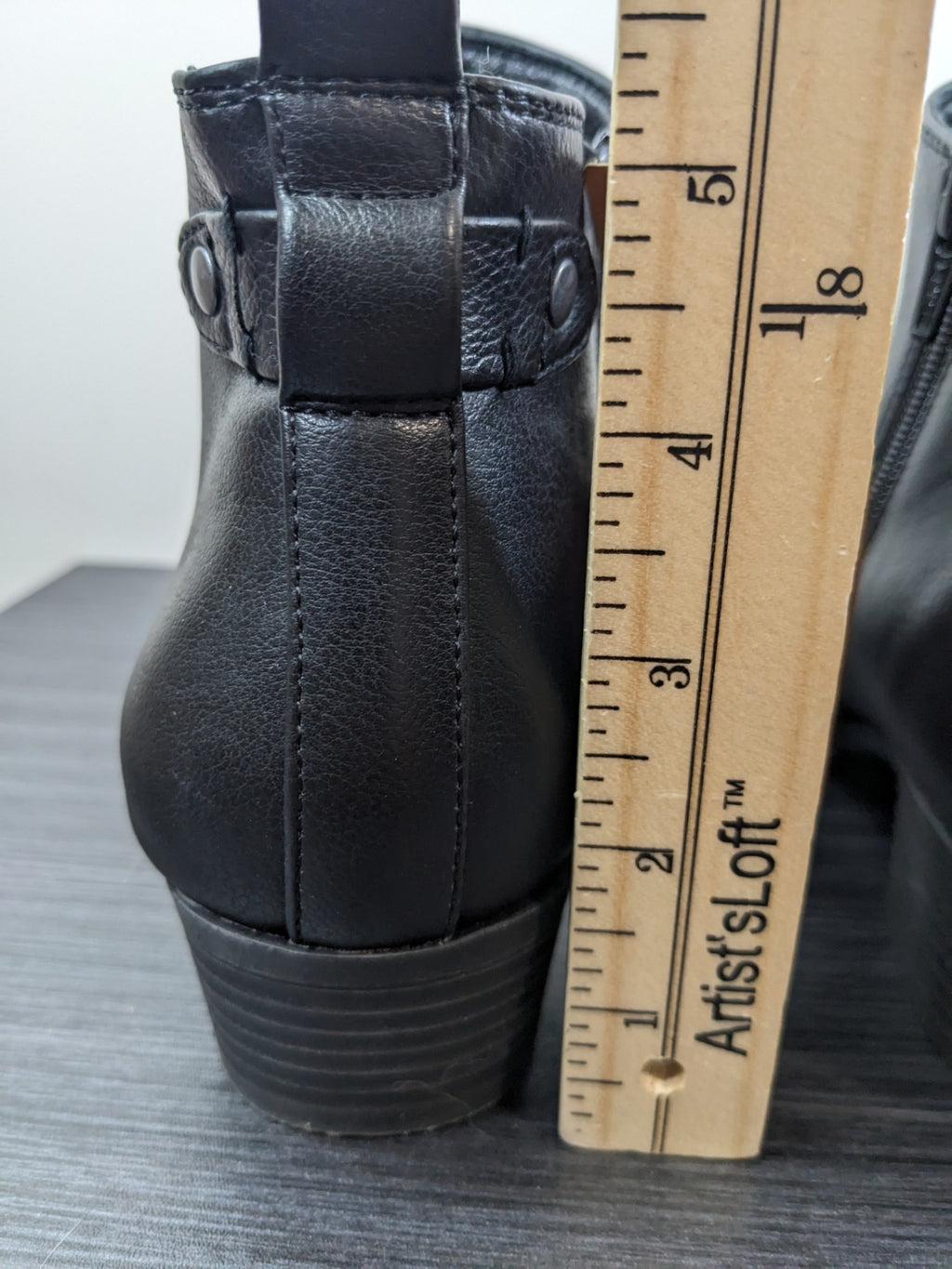 NWT Denver Hayes Black Boots - 9M