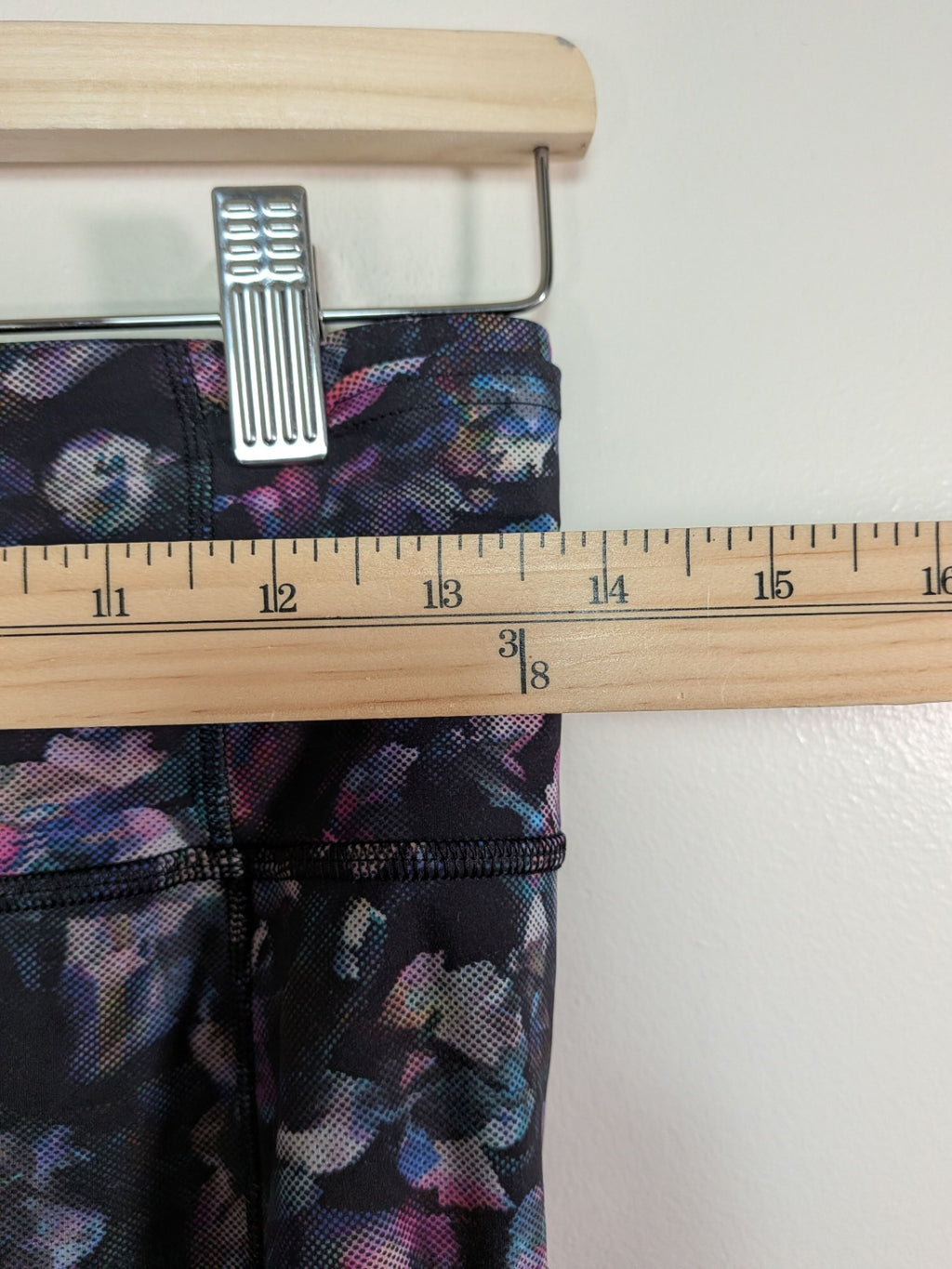 Lululemon floral crop legging - 8