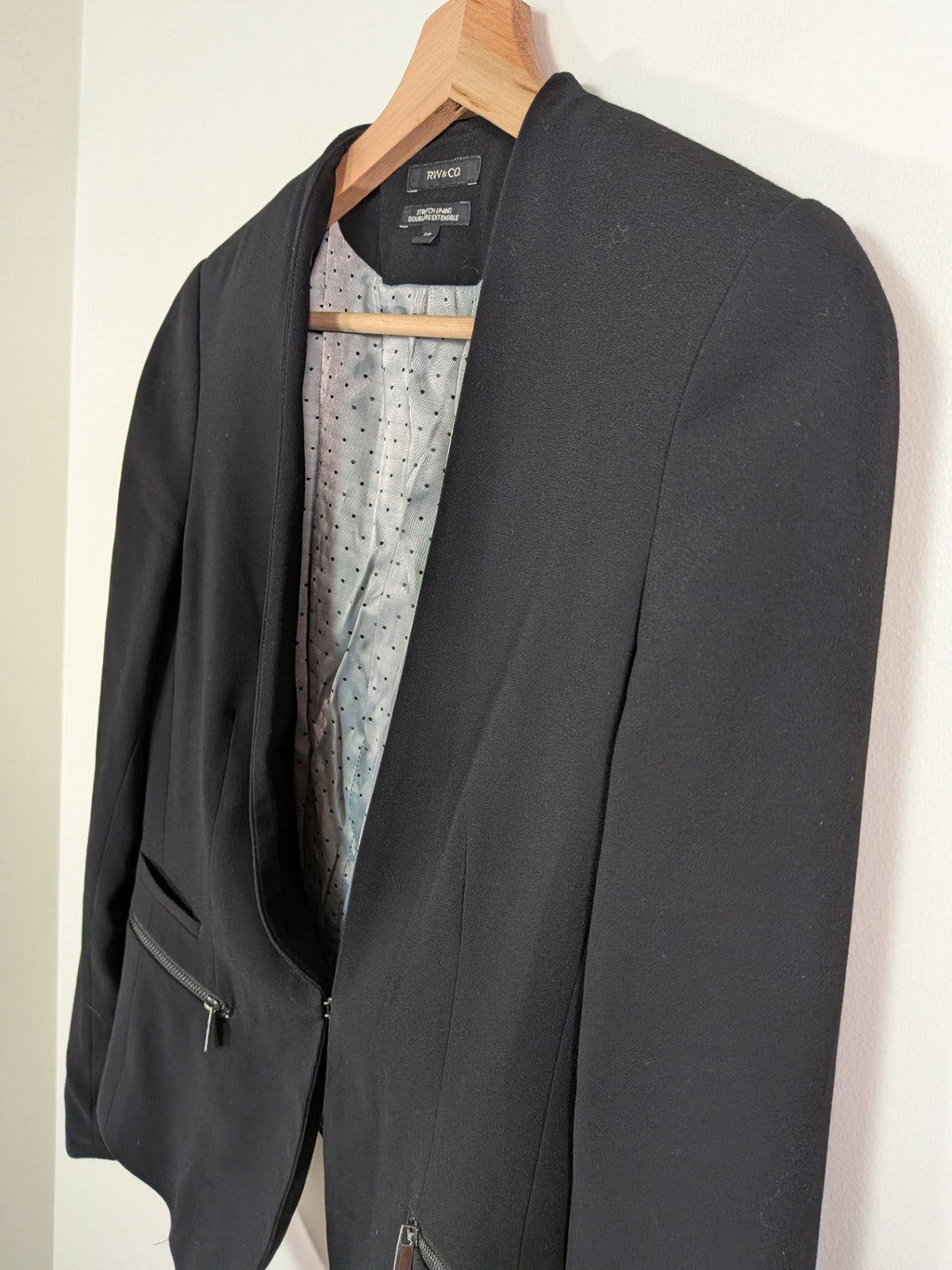 RW&Co. black blazer - S