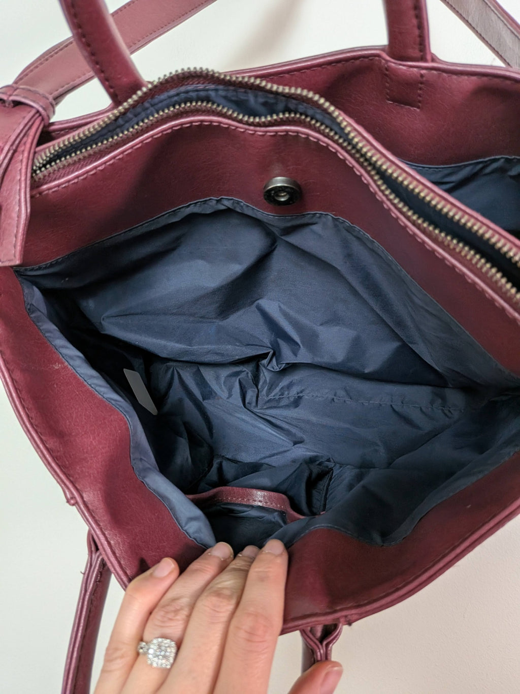 Matt & Nat burgundy purse