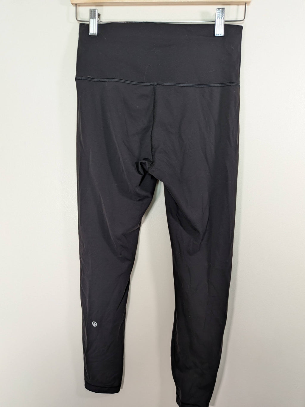 Lululemon black leggings - 8