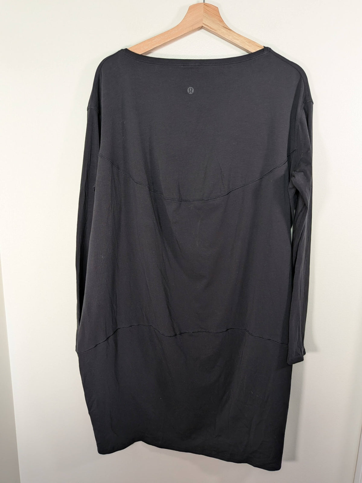 Lululemon black dress  - Appears XL