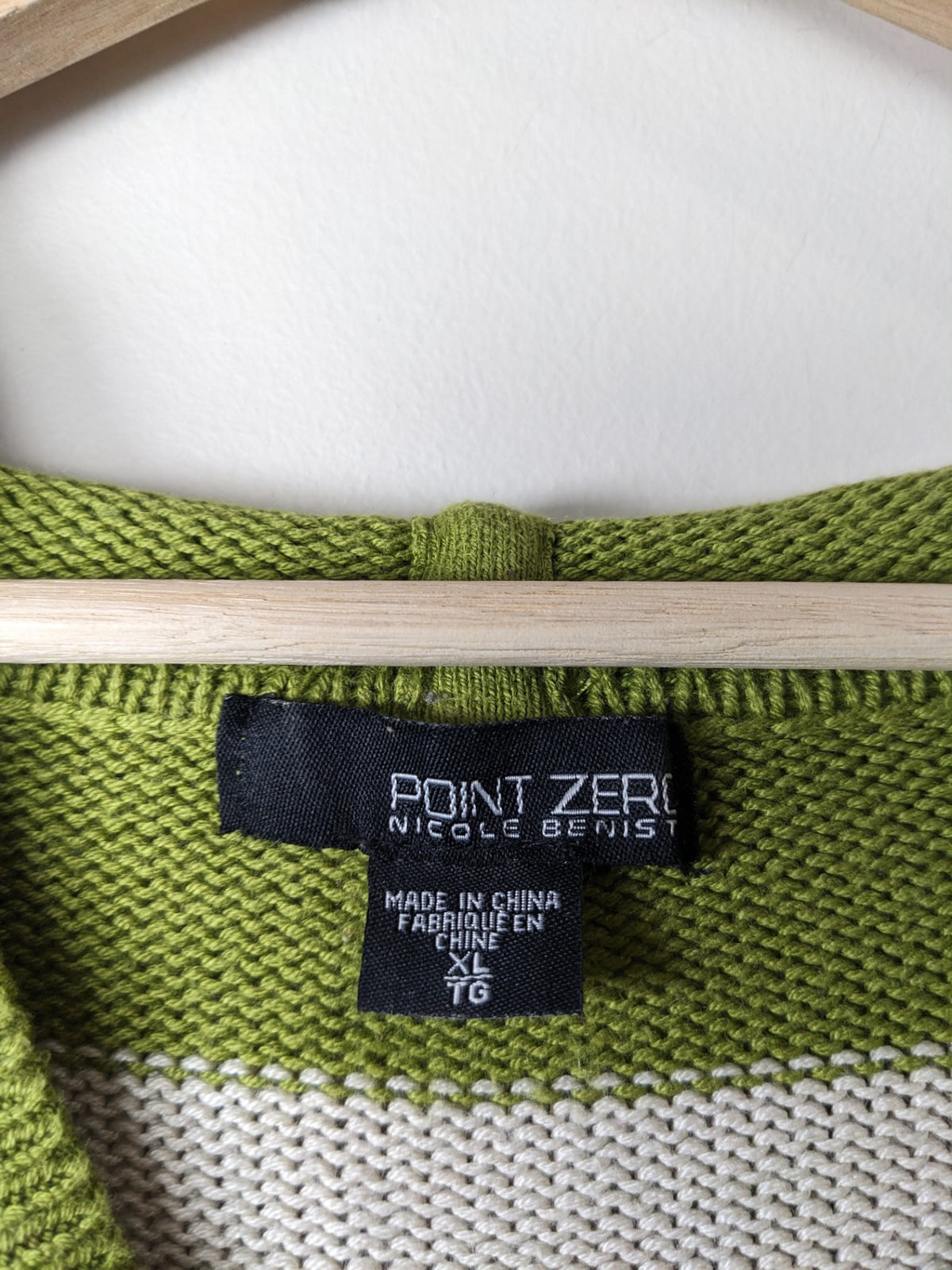 Point Zero Striped Hooded Sweater - XL