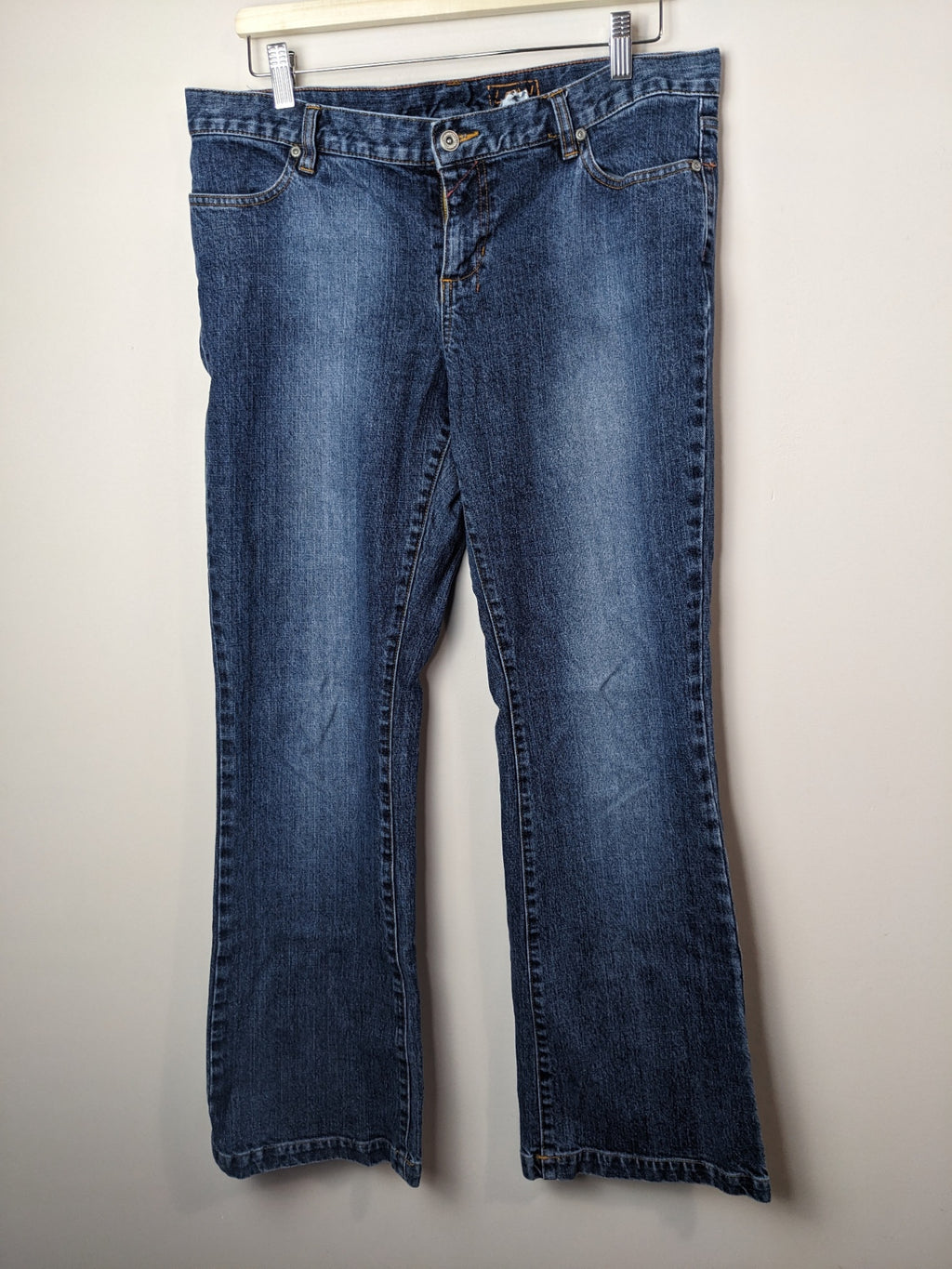 Columbia Medium Wash Jeans - 12