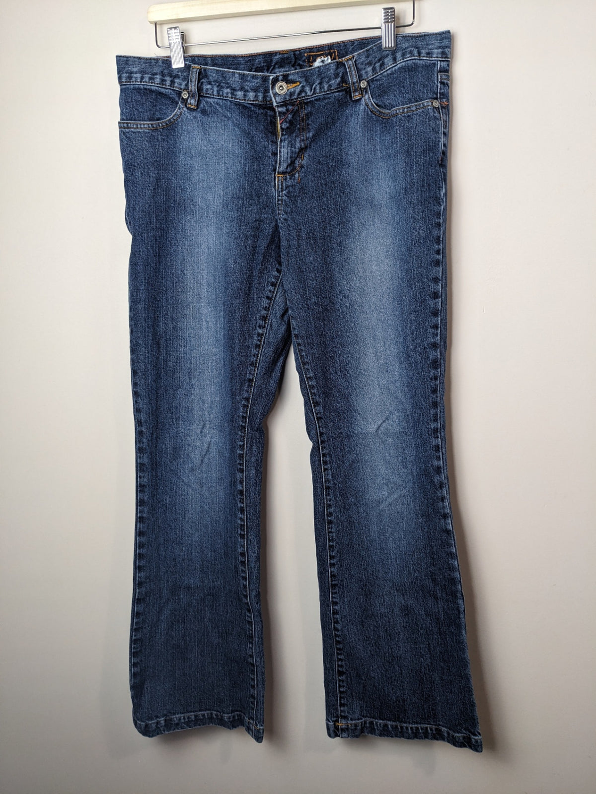 Columbia Medium Wash Jeans - 12