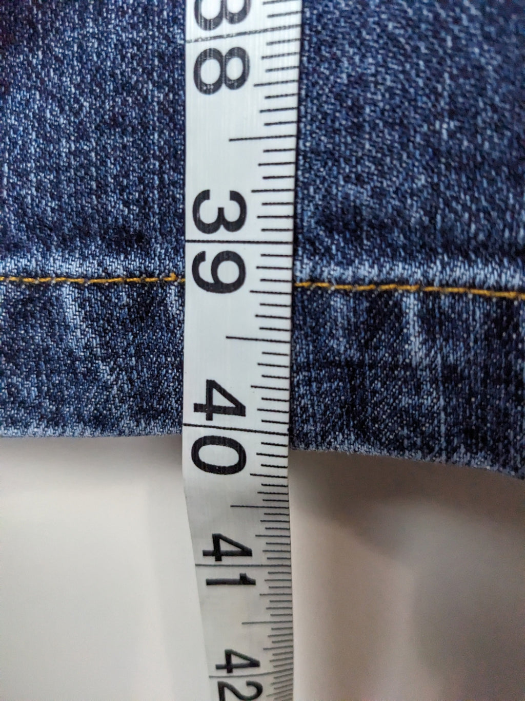 Columbia Medium Wash Jeans - 12