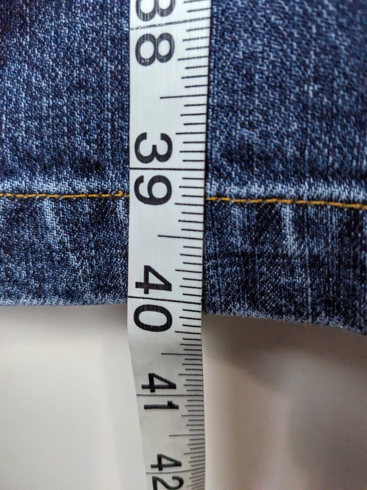Columbia Medium Wash Jeans - 12