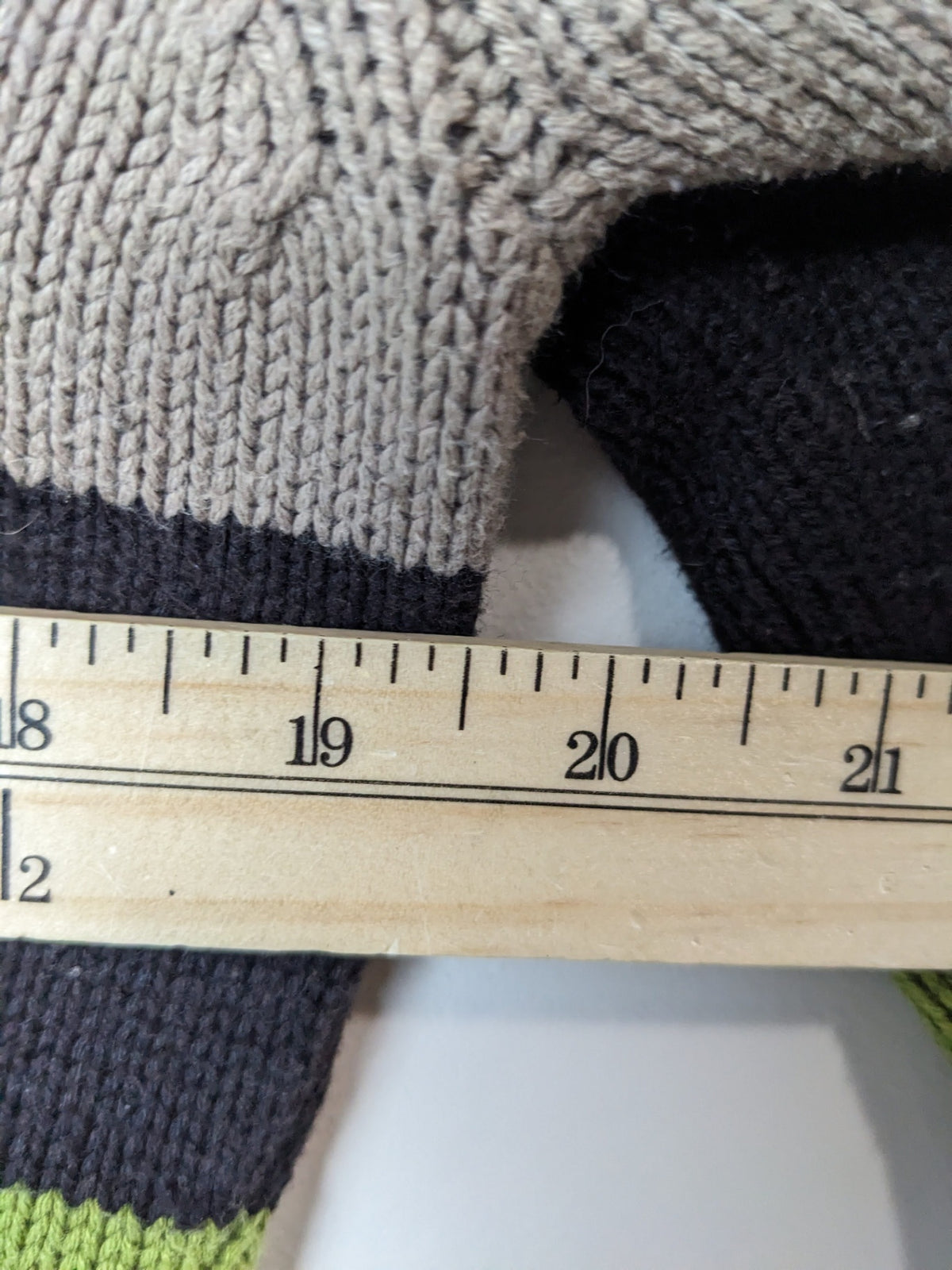 Point Zero Striped Hooded Sweater - XL