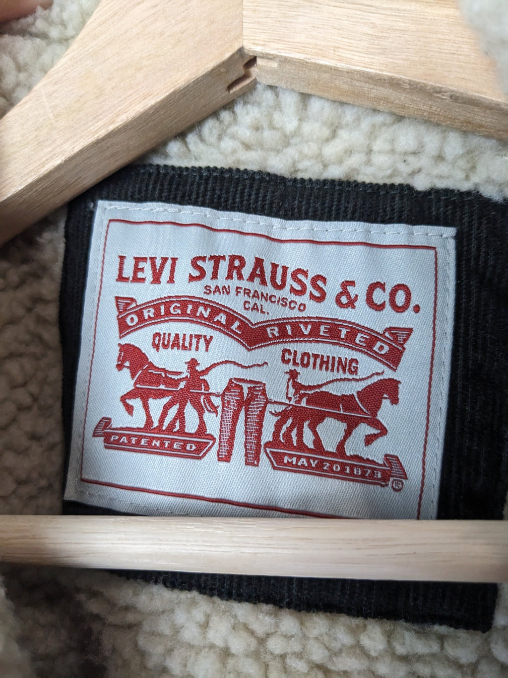 Levi's Green Corduroy Sherpa Lined Jacket - L