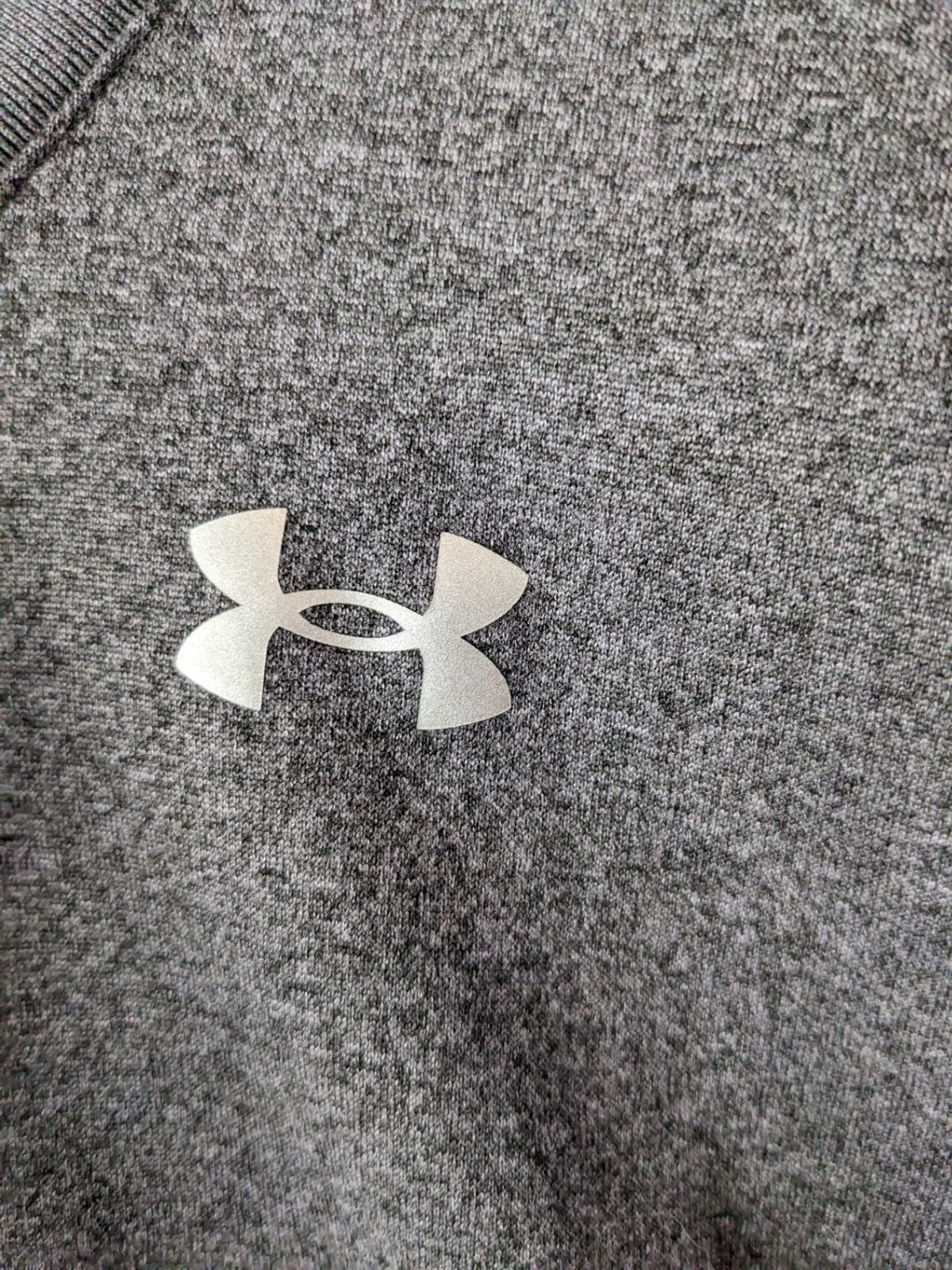 Under Armour Grey T-Shirt - XL