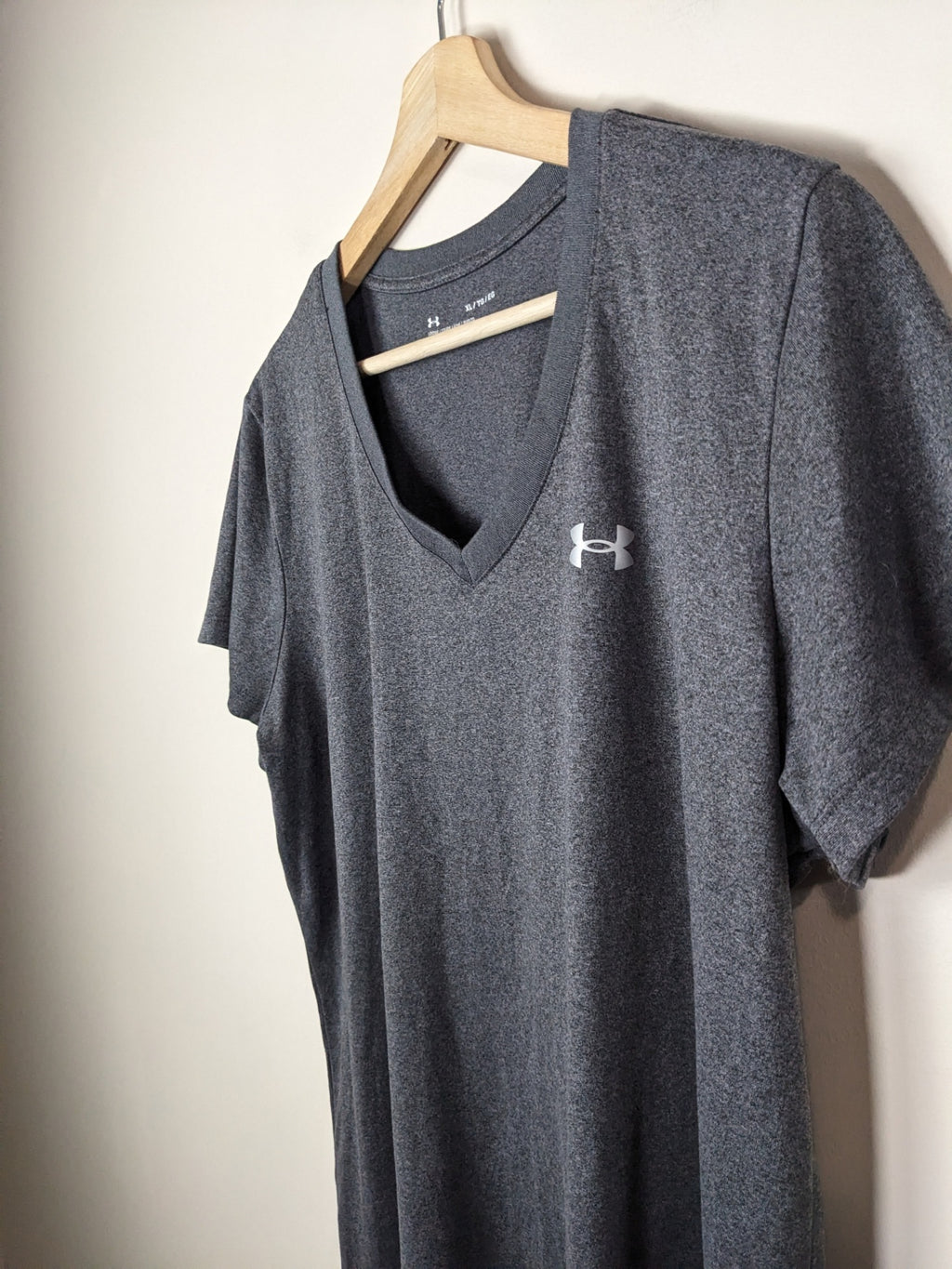 Under Armour Grey T-Shirt - XL