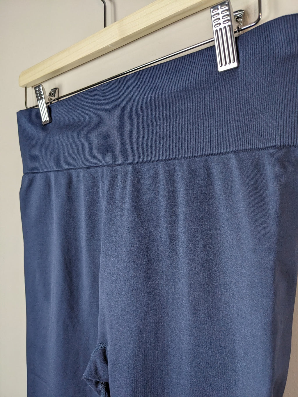 knix navy leggings - XL