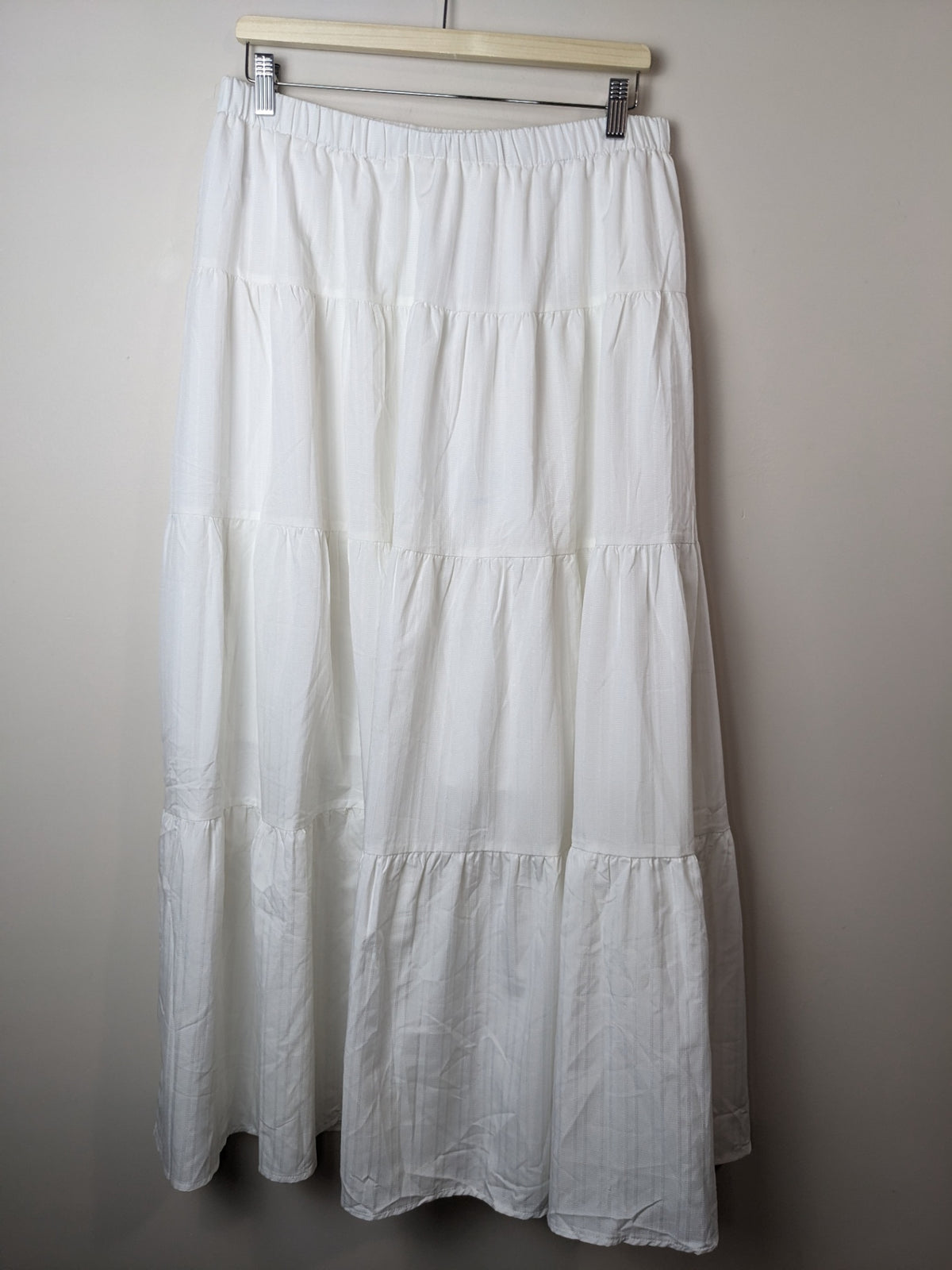 Shein White Tiered Maxi Skirt - 1XL