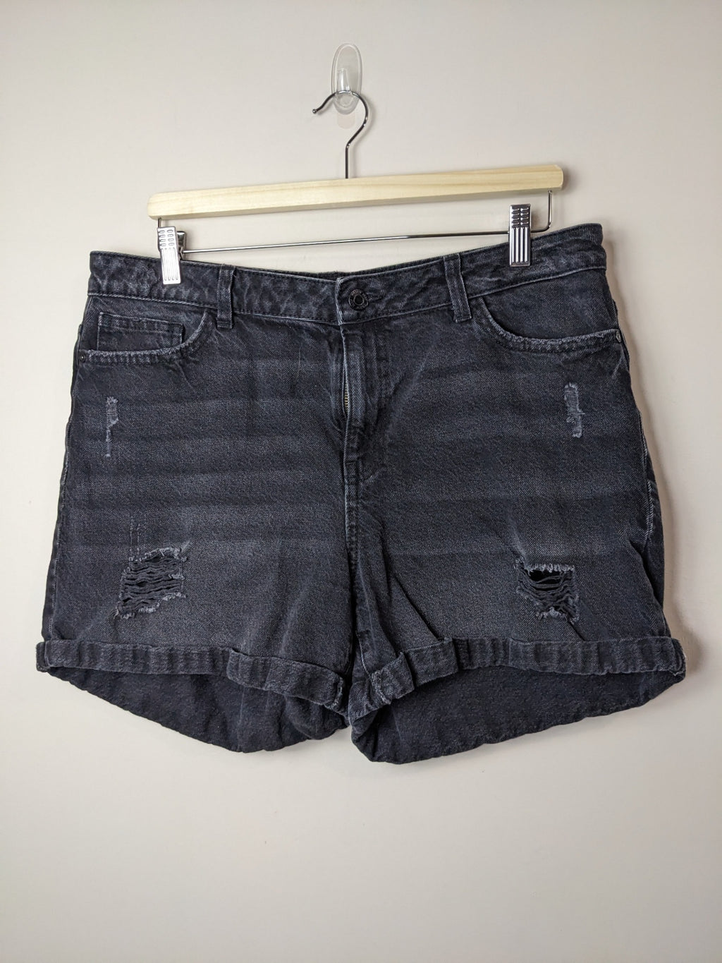 NOISY MAY Black Jean Shorts - XL