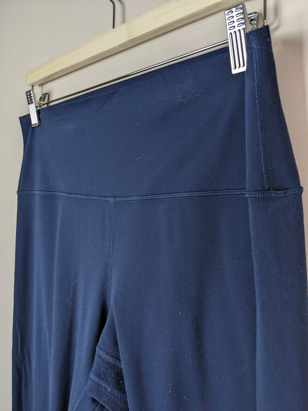 Lululemon Navy Leggings - 12
