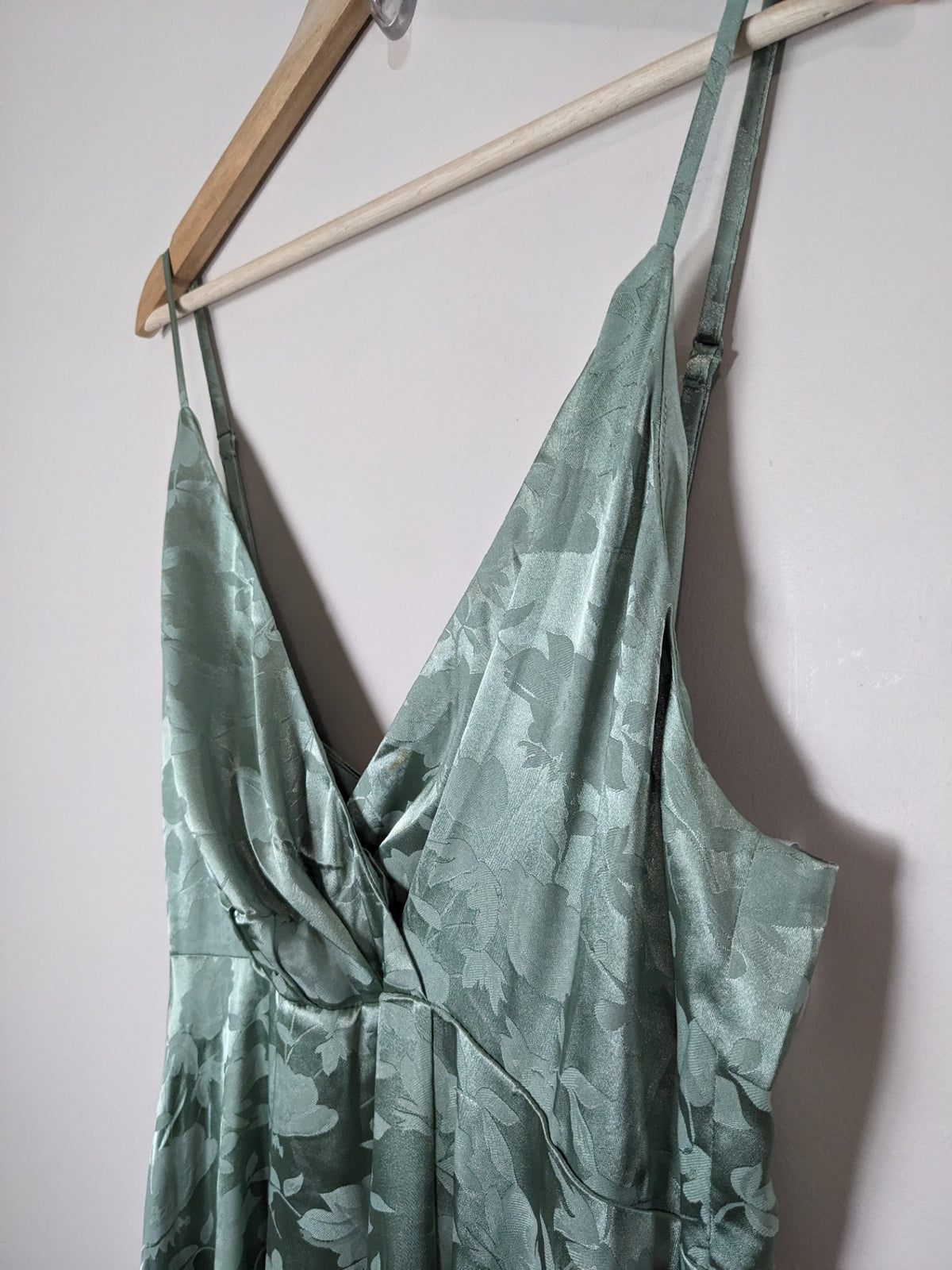 NWT Lulus Green Floral Maxi Dress - M