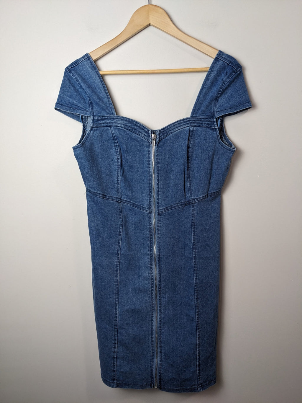 NWT IVRY DAY Denim Dress - L