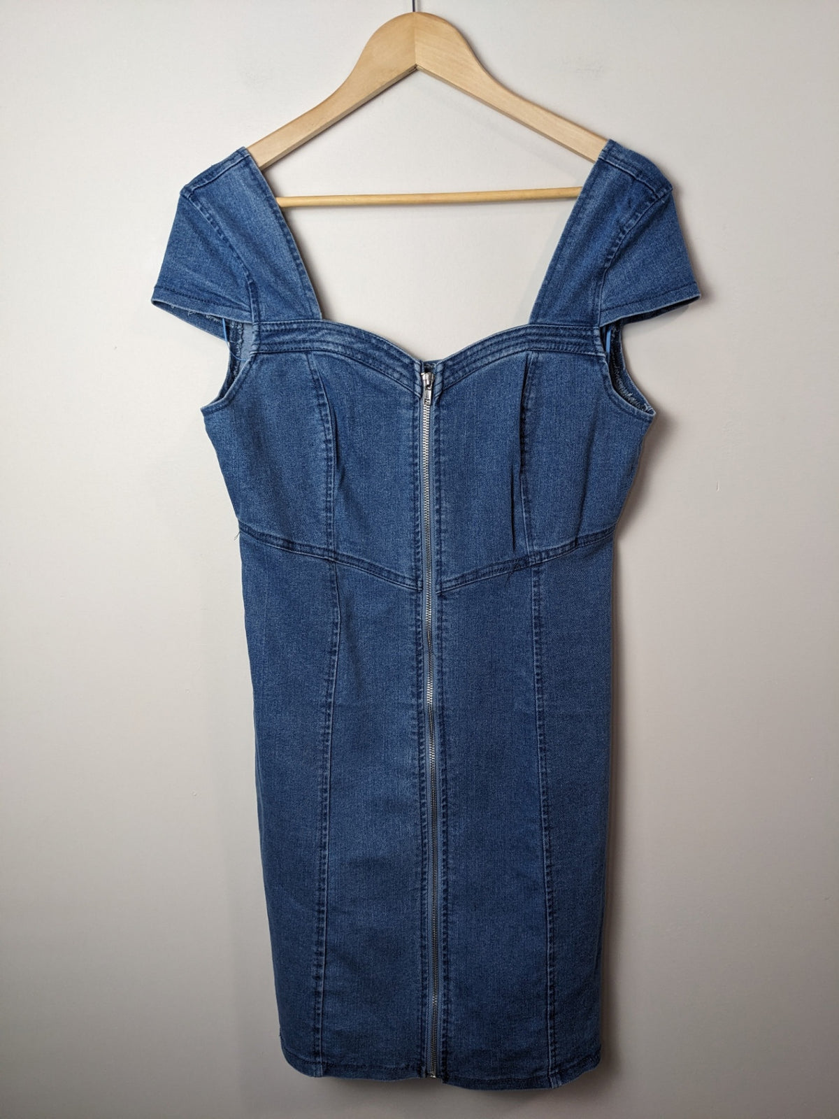 NWT IVRY DAY Denim Dress - L