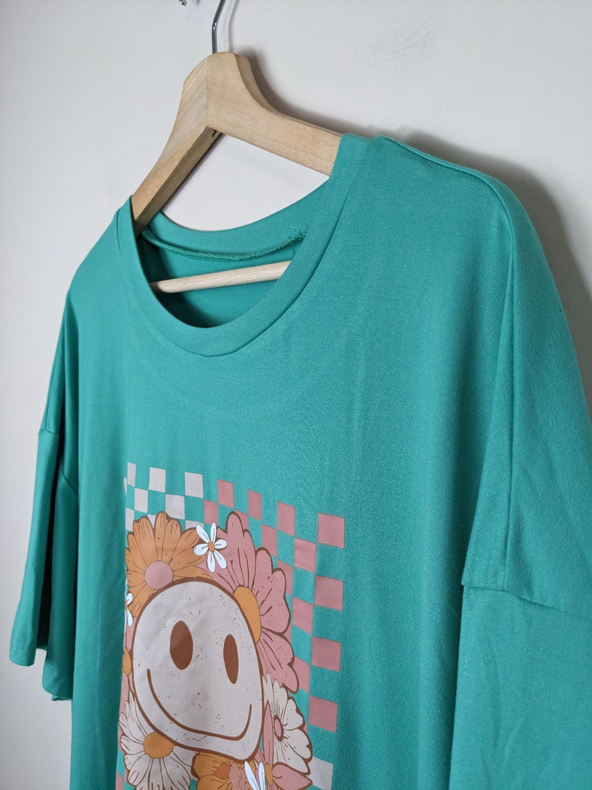 SHEIN Green Smiley Face T-Shirt - 1XL