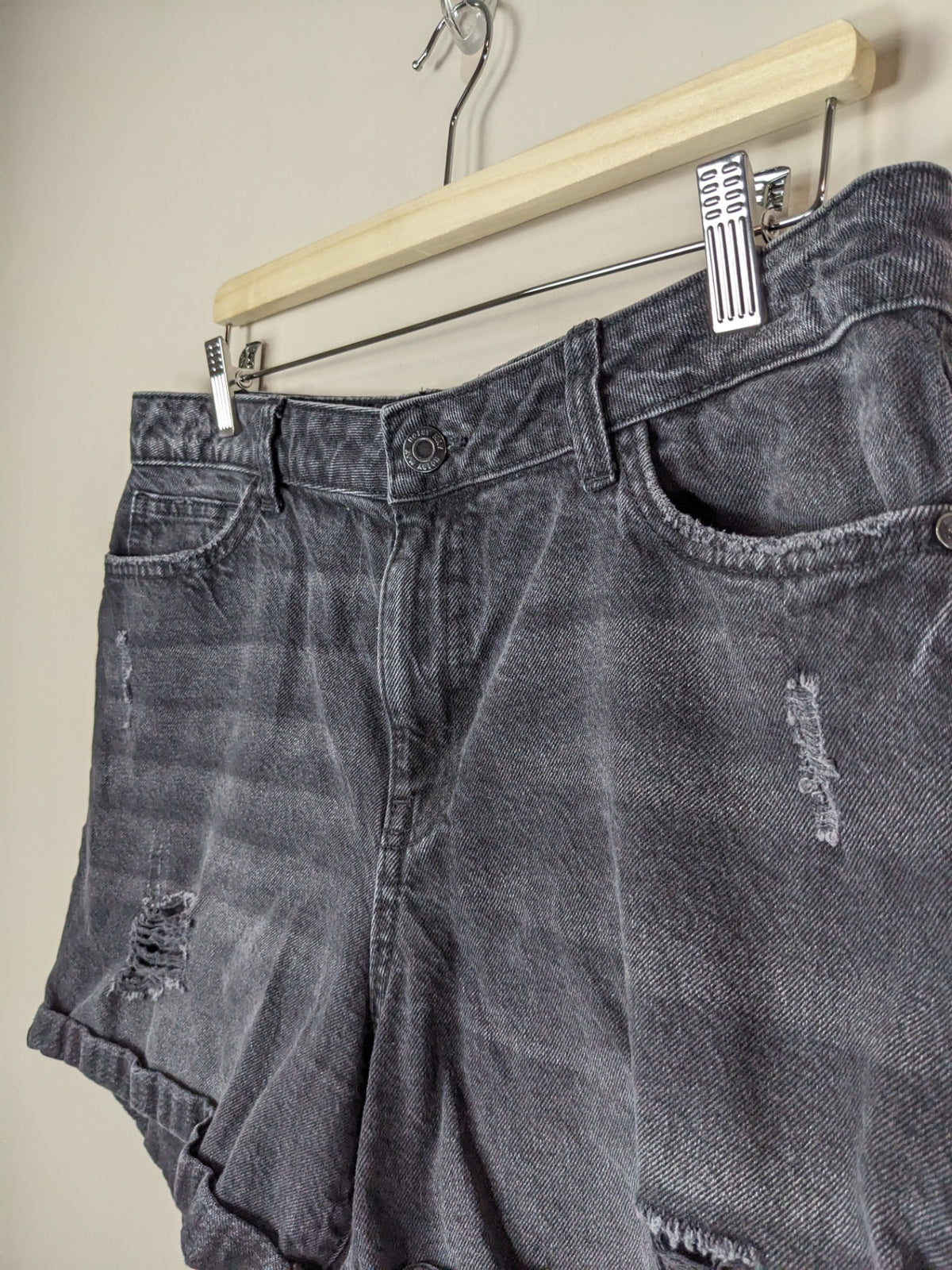 NOISY MAY Black Jean Shorts - XL