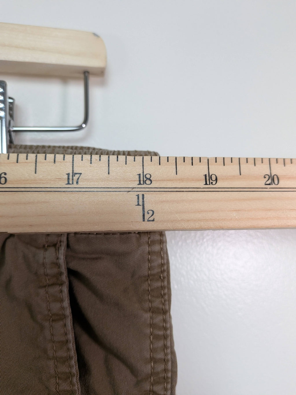 American Eagle pull on pant - L