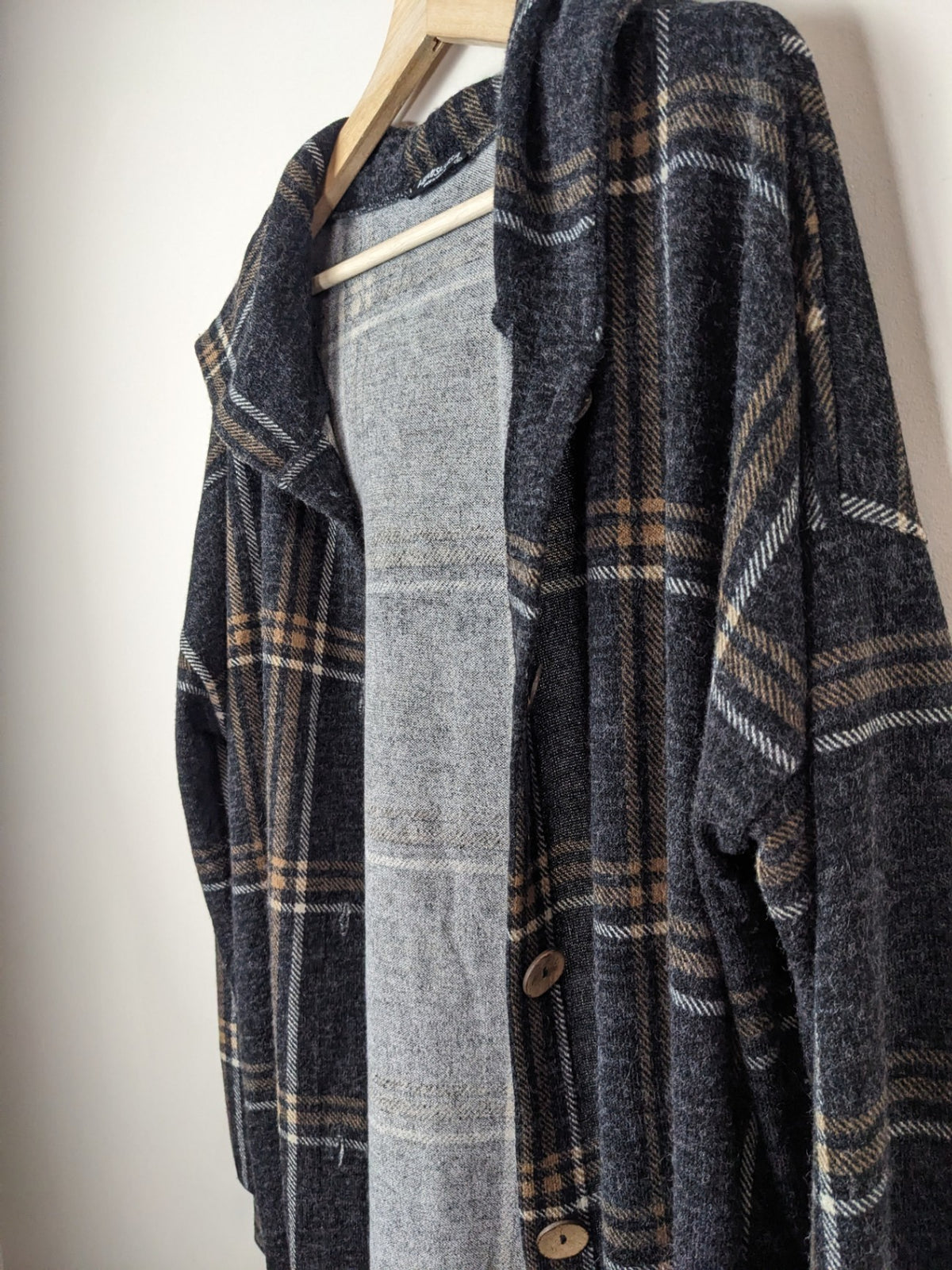 HEMISH Plaid Hooded Button Up - M