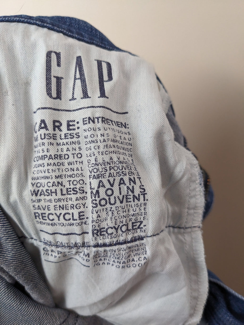 GAP dark wash Jeans - 29 