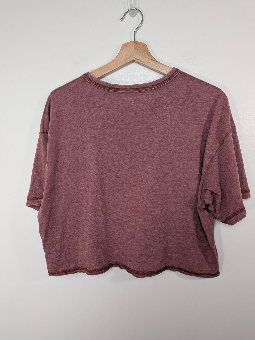 American Eagle stay grateful tee- M
