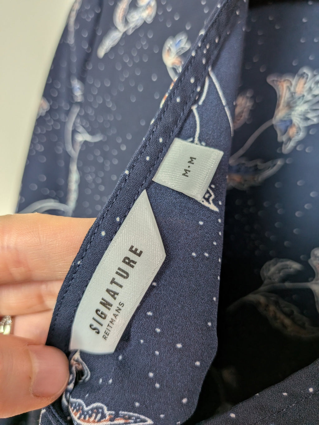 Reitmans floral blouse - M