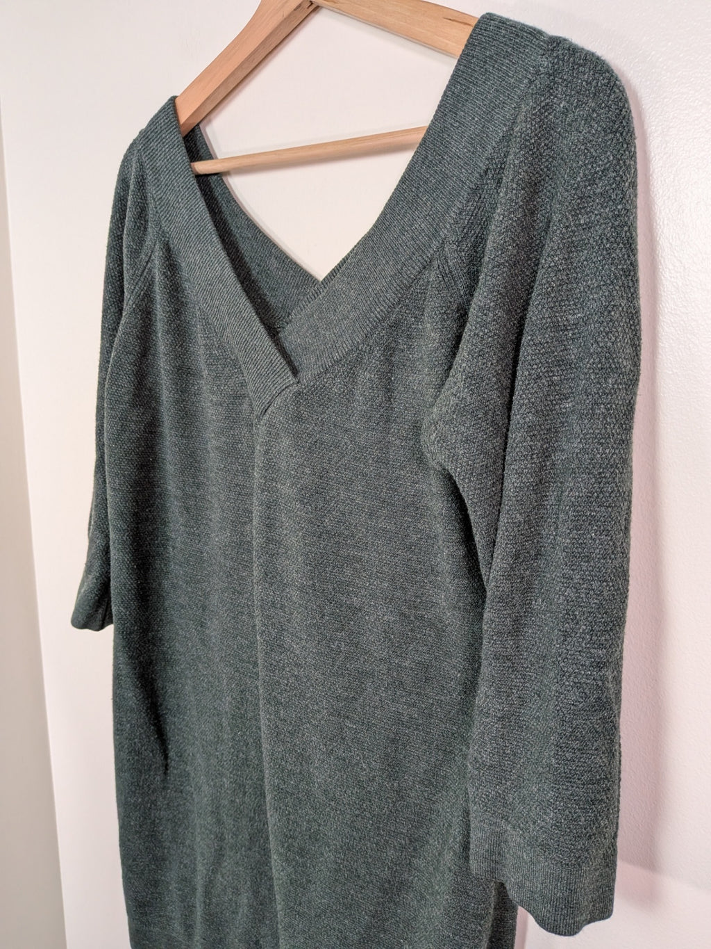 Reitmans sweater dress - M