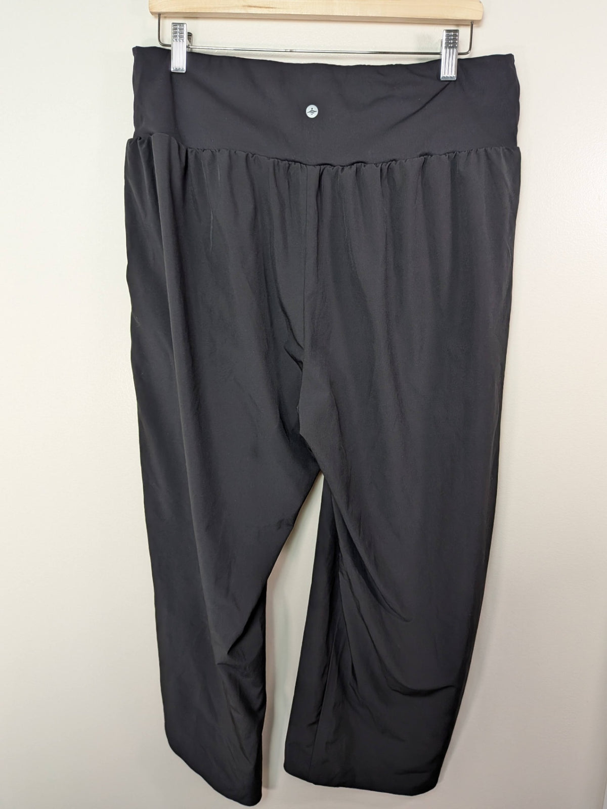 Halara black pants - XL